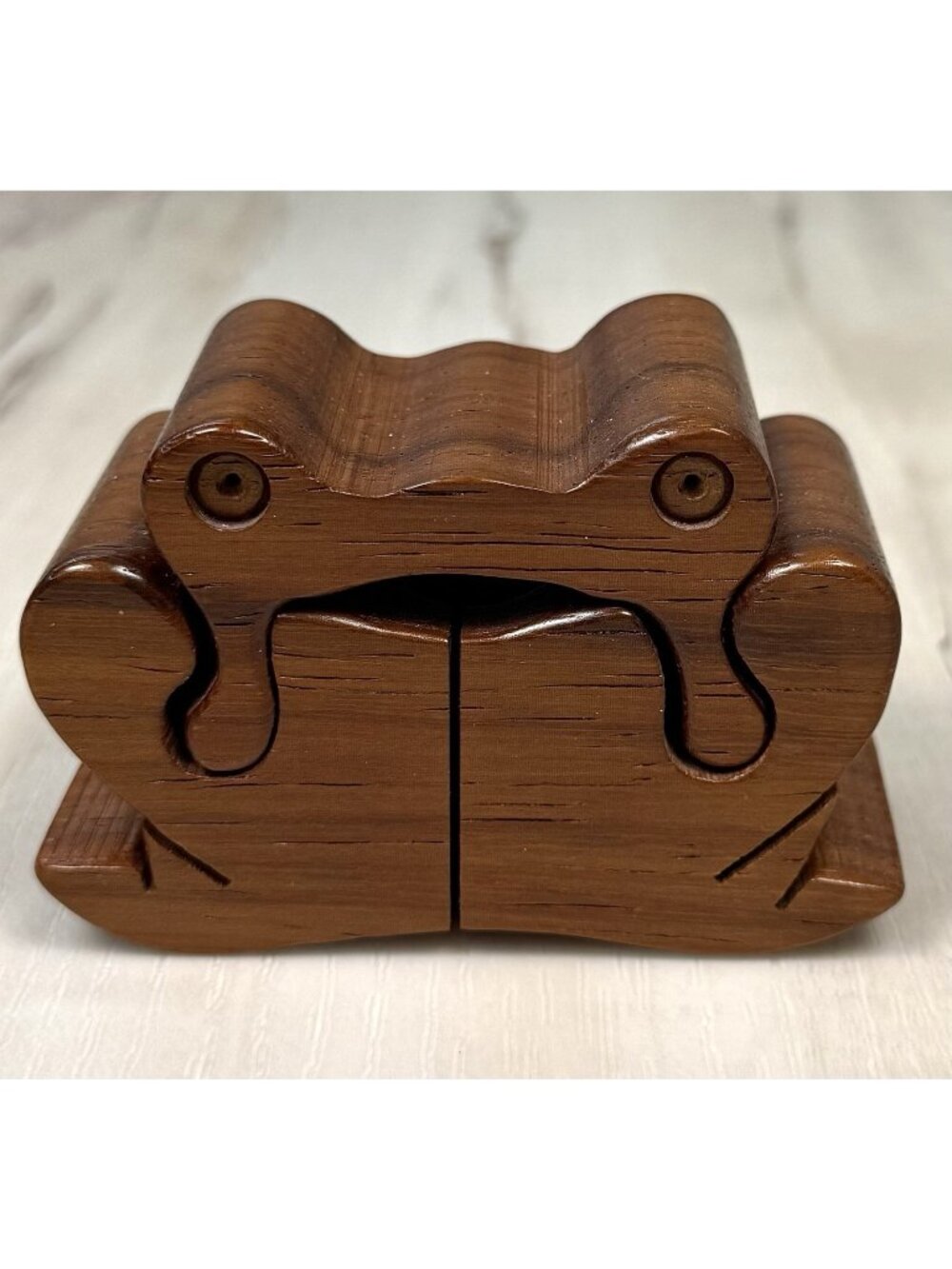 VTG MCM 3.5"x2.25" Handmade Biomorphic Frog Wooden Wood Trinket Stash PUZZLE BOX